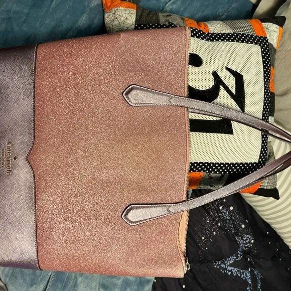 Kate Spade - Picture 1 of 5